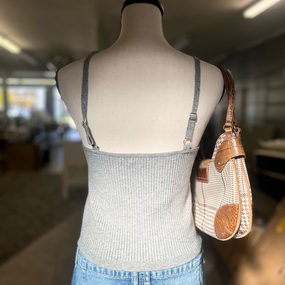 Gray Cropped Tanktop - Picture 3 of 4